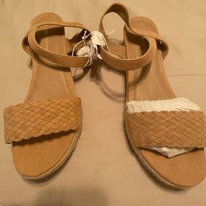 Brand new lane bryant sandles
